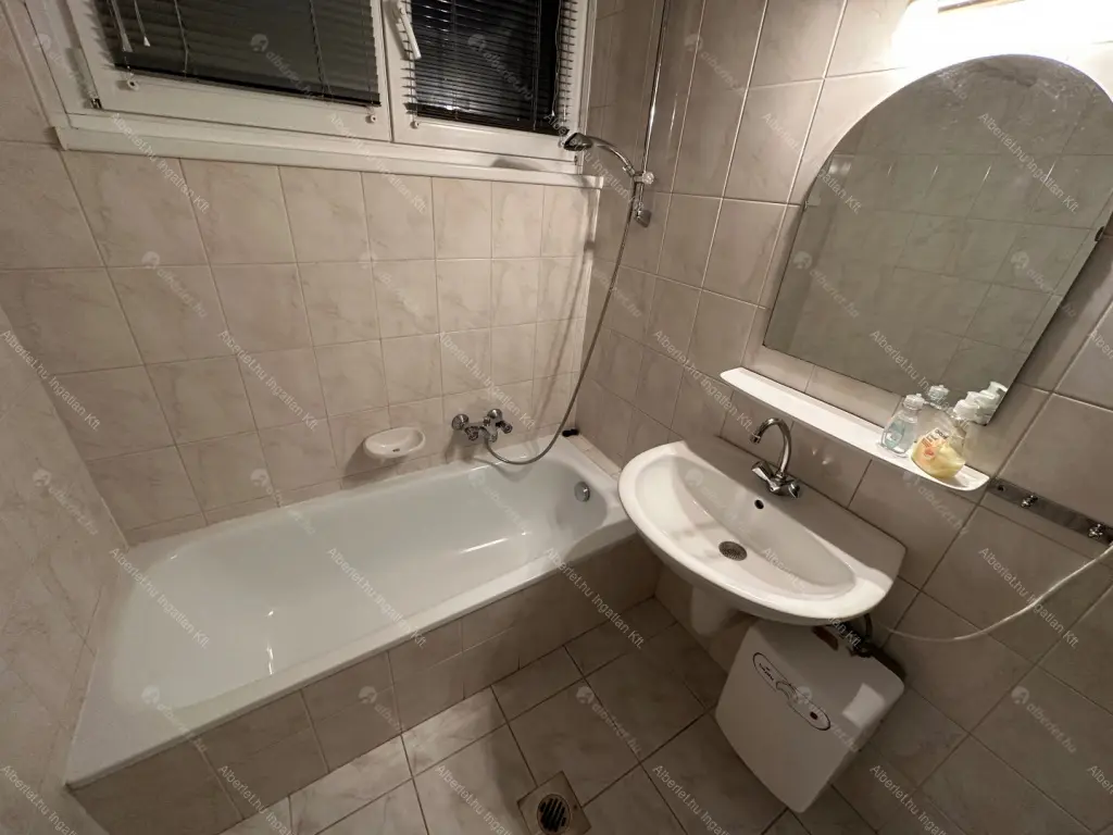 Kiadó albérlet 299000 Ft/hó áron: Budapest, XII. kerület  Szamóca utca. Mérete: 80 nm, 2 szobás | Alberlet.hu - 6641142