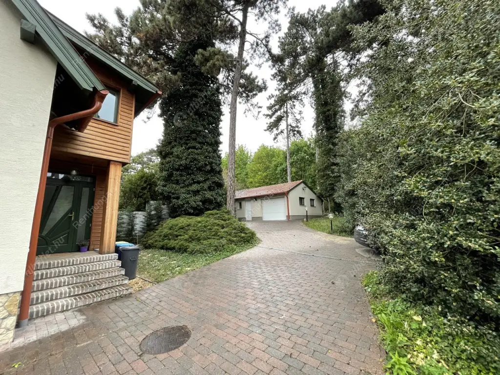 Kiadó albérlet 600000 Ft/hó áron: Budapest, XII. kerület  Szanatórium utca. Mérete: 152 nm, 5 szobás | Alberlet.hu - 6535260