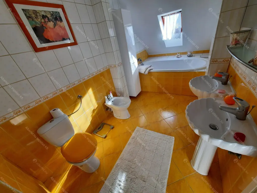 Kiadó albérlet 1000000 Ft/hó áron: Budapest, XII. kerület  Szendi utca. Mérete: 233 nm, 5 szobás | Alberlet.hu - 6696848