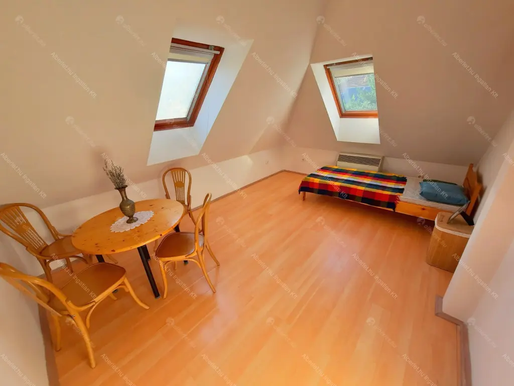 Kiadó albérlet 1000000 Ft/hó áron: Budapest, XII. kerület  Szendi utca. Mérete: 233 nm, 5 szobás | Alberlet.hu - 6696849