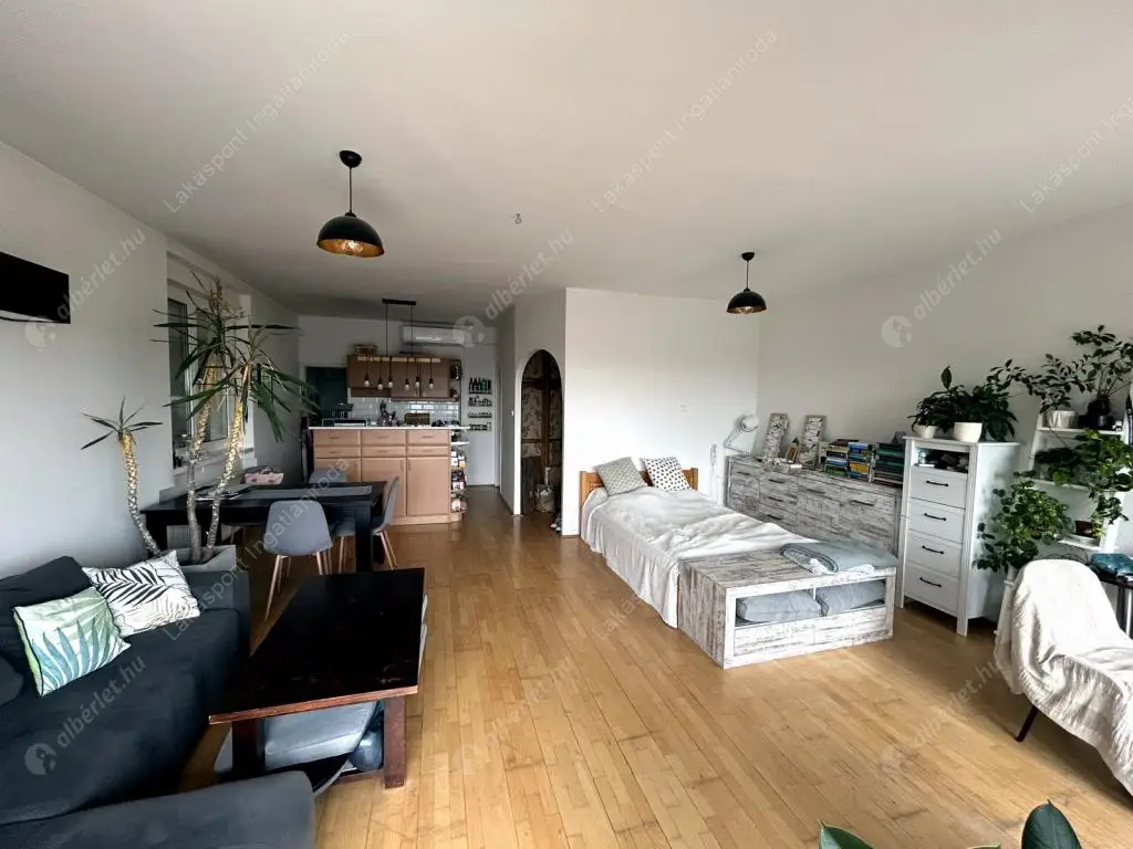 Kiadó albérlet 290000 Ft/hó áron: Budapest, XII. kerület  Szendrő utca. Mérete: 56 nm, 1 szobás | Alberlet.hu - 6546816