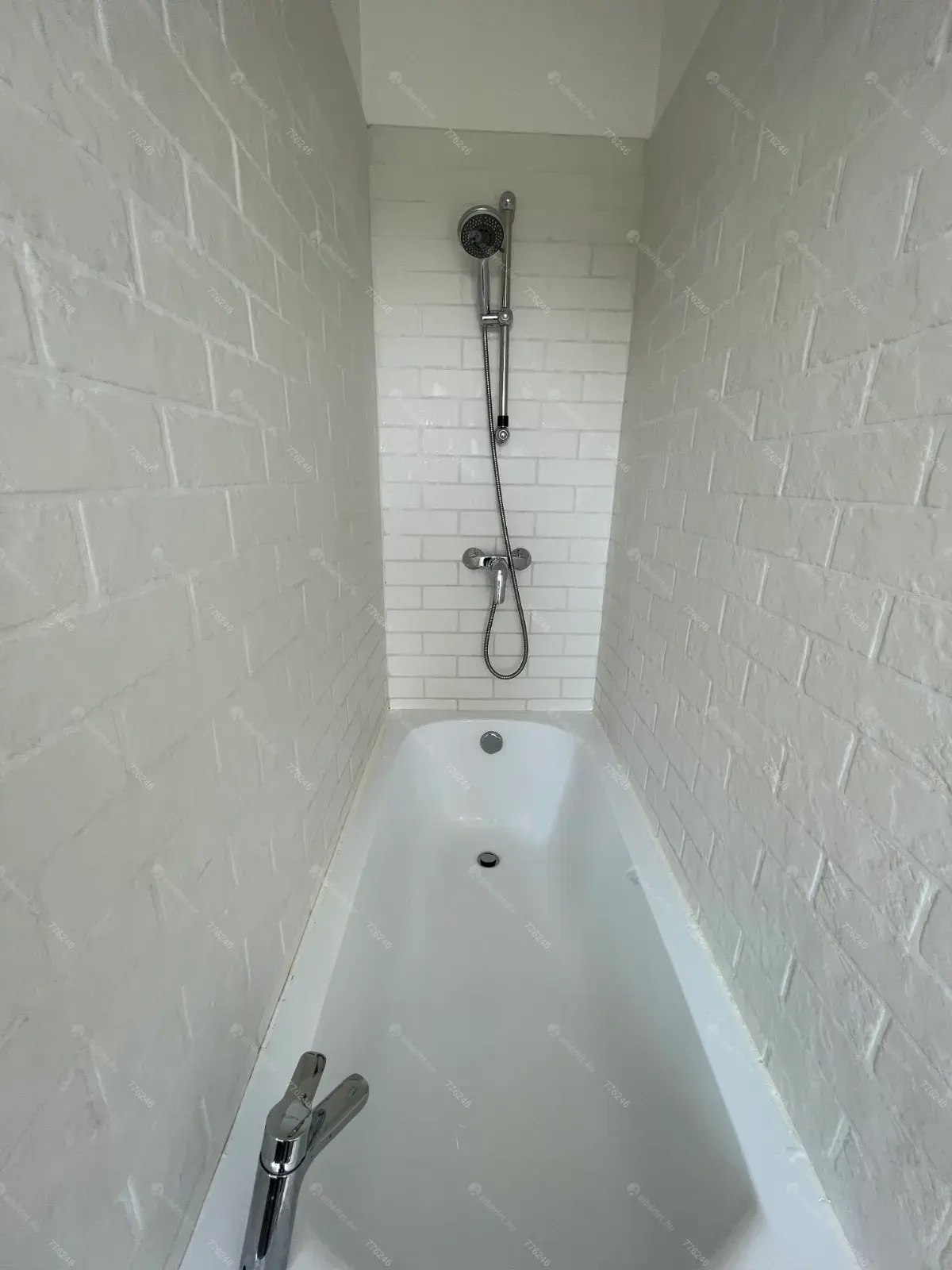 Kiadó albérlet 350000 Ft/hó áron: Budapest, XII. kerület  Thomán István utca. Mérete: 68 nm, 2 szobás | Alberlet.hu - 6683367