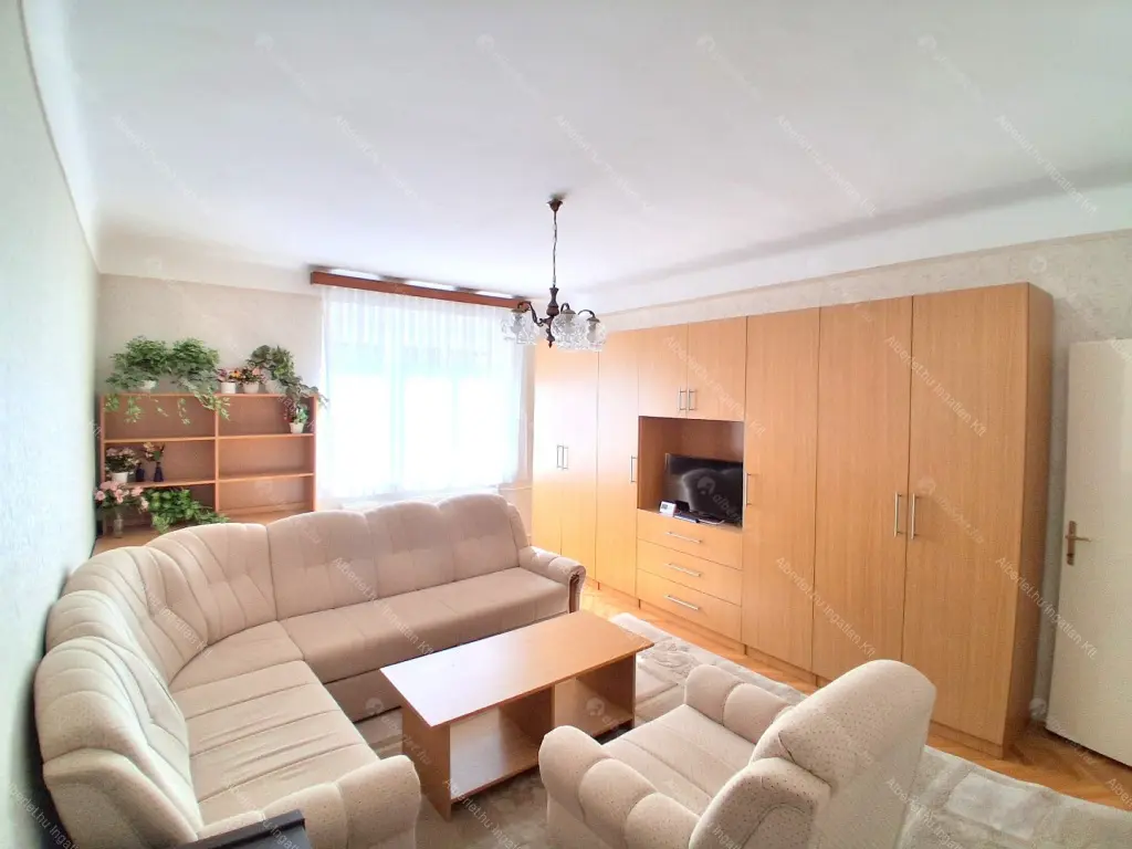 Kiadó albérlet 270000 Ft/hó áron: Budapest, XII. kerület  Tusnádi köz. Mérete: 60 nm, 2 szobás | Alberlet.hu - 6664575