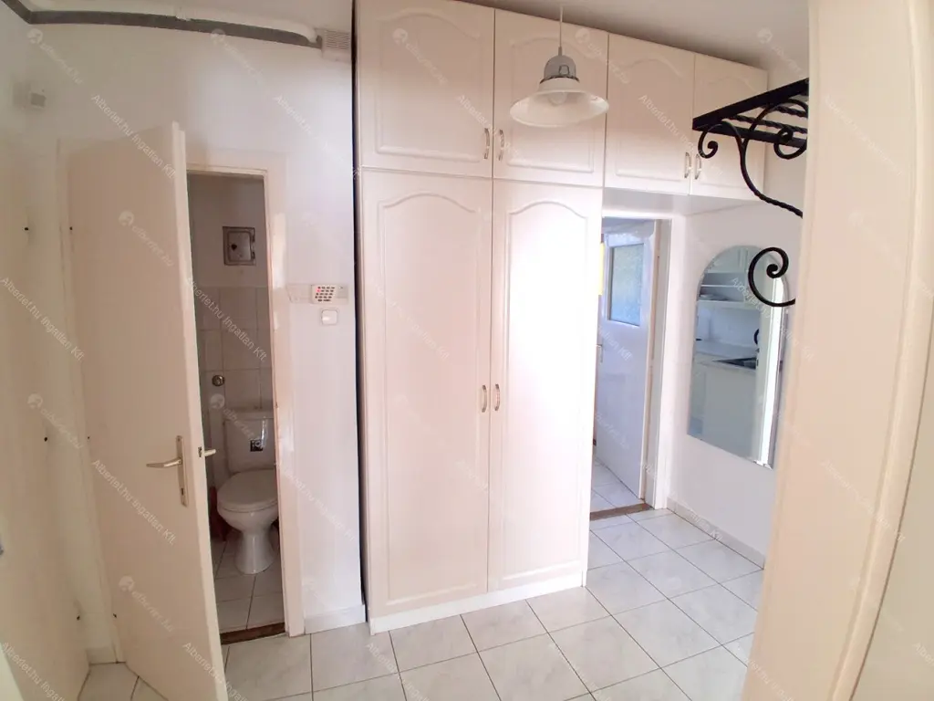 Kiadó albérlet 270000 Ft/hó áron: Budapest, XII. kerület  Tusnádi köz. Mérete: 60 nm, 2 szobás | Alberlet.hu - 6670308