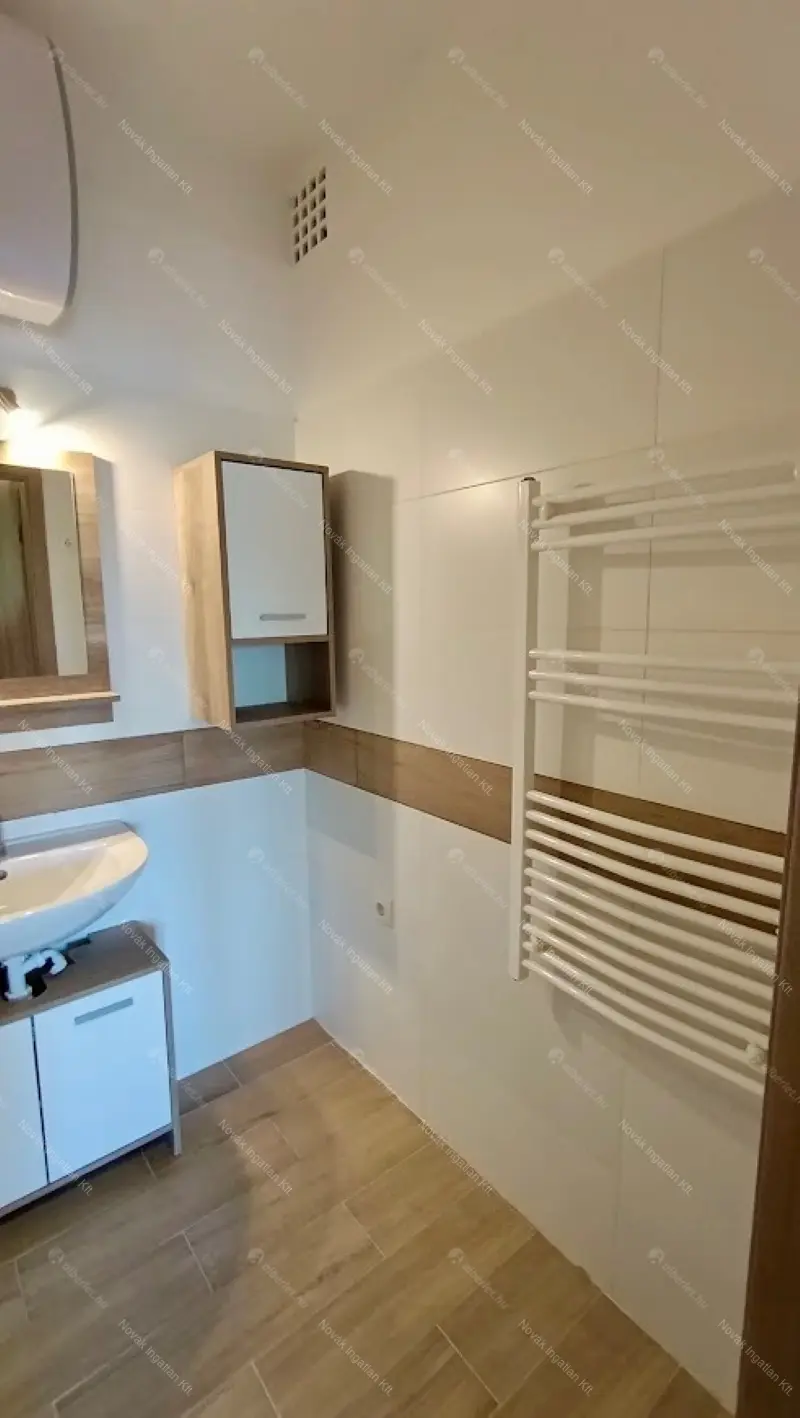 Kiadó albérlet 290000 Ft/hó áron: Budapest, XII. kerület  Tusnádi utca. Mérete: 60 nm, 3 szobás | Alberlet.hu - 6661084