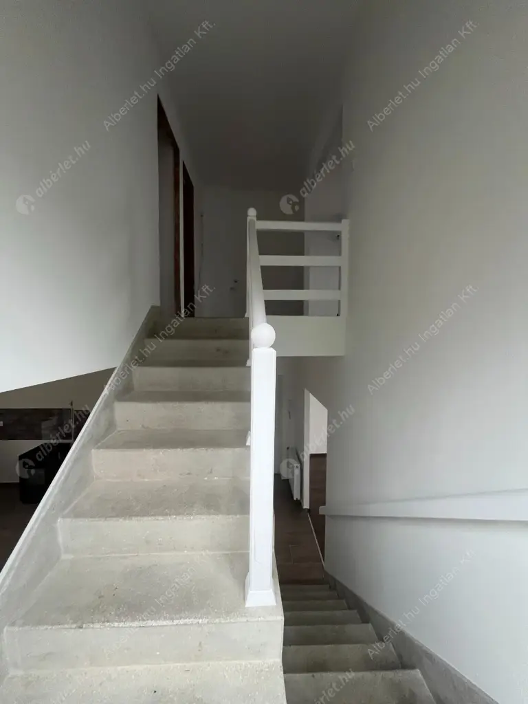 Kiadó albérlet 650000 Ft/hó áron: Budapest, XII. kerület  Városkúti út. Mérete: 100 nm, 4 szobás | Alberlet.hu - 6612498
