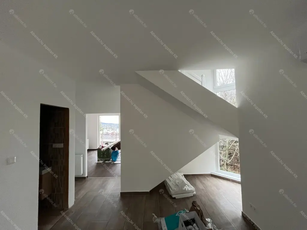 Kiadó albérlet 650000 Ft/hó áron: Budapest, XII. kerület  Városkúti út. Mérete: 100 nm, 4 szobás | Alberlet.hu - 6685132