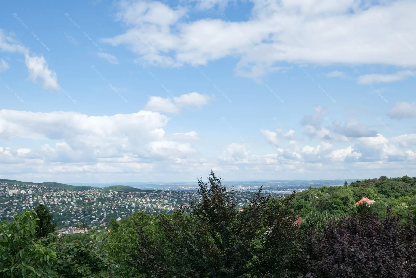 Kiadó albérlet 1050000 Ft/hó áron: Budapest, XII. kerület  Városkúti út. Mérete: 142 nm, 5 szobás | Alberlet.hu - 6112654
