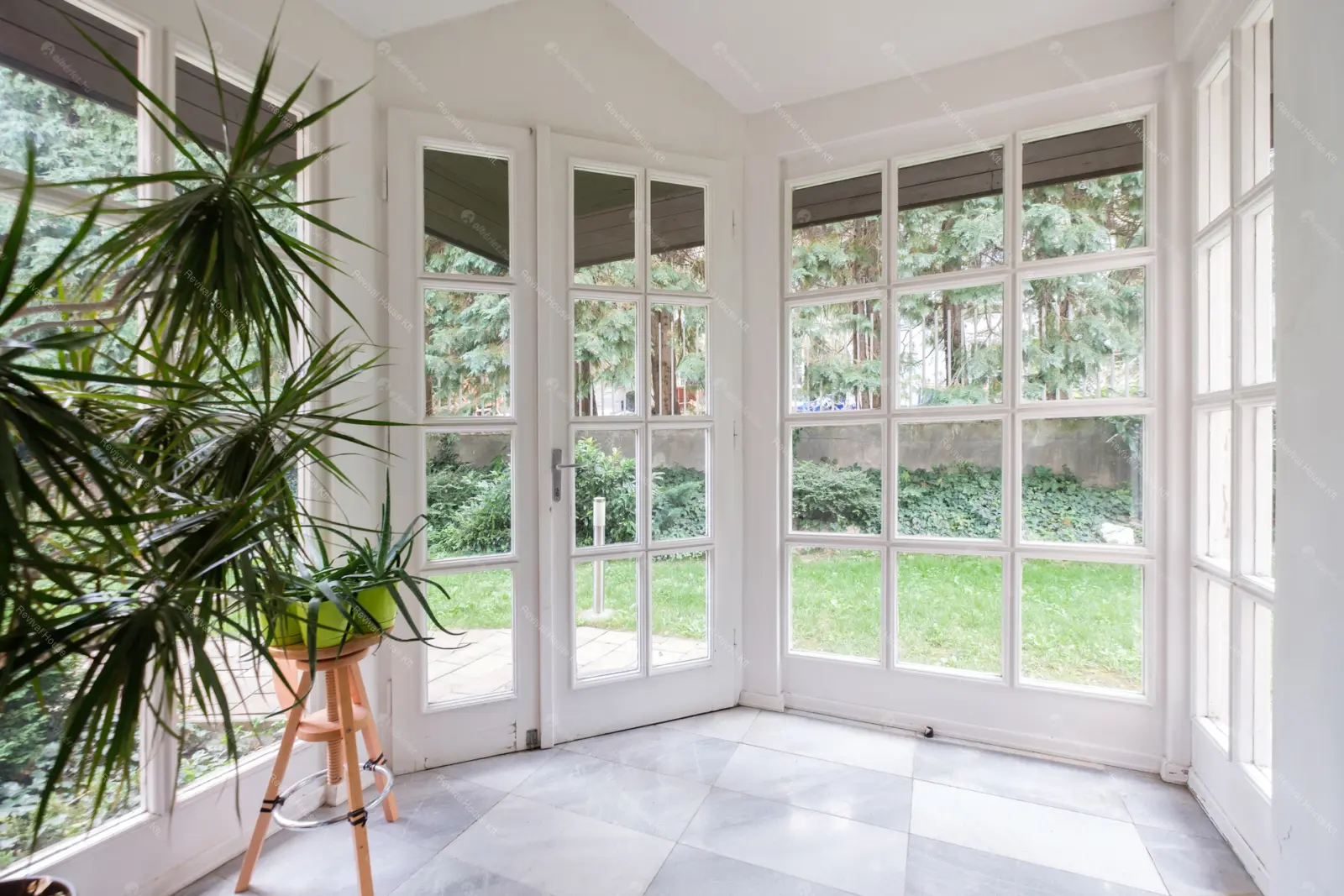 Kiadó albérlet 1050000 Ft/hó áron: Budapest, XII. kerület  Városkúti út. Mérete: 142 nm, 5 szobás | Alberlet.hu - 6112677