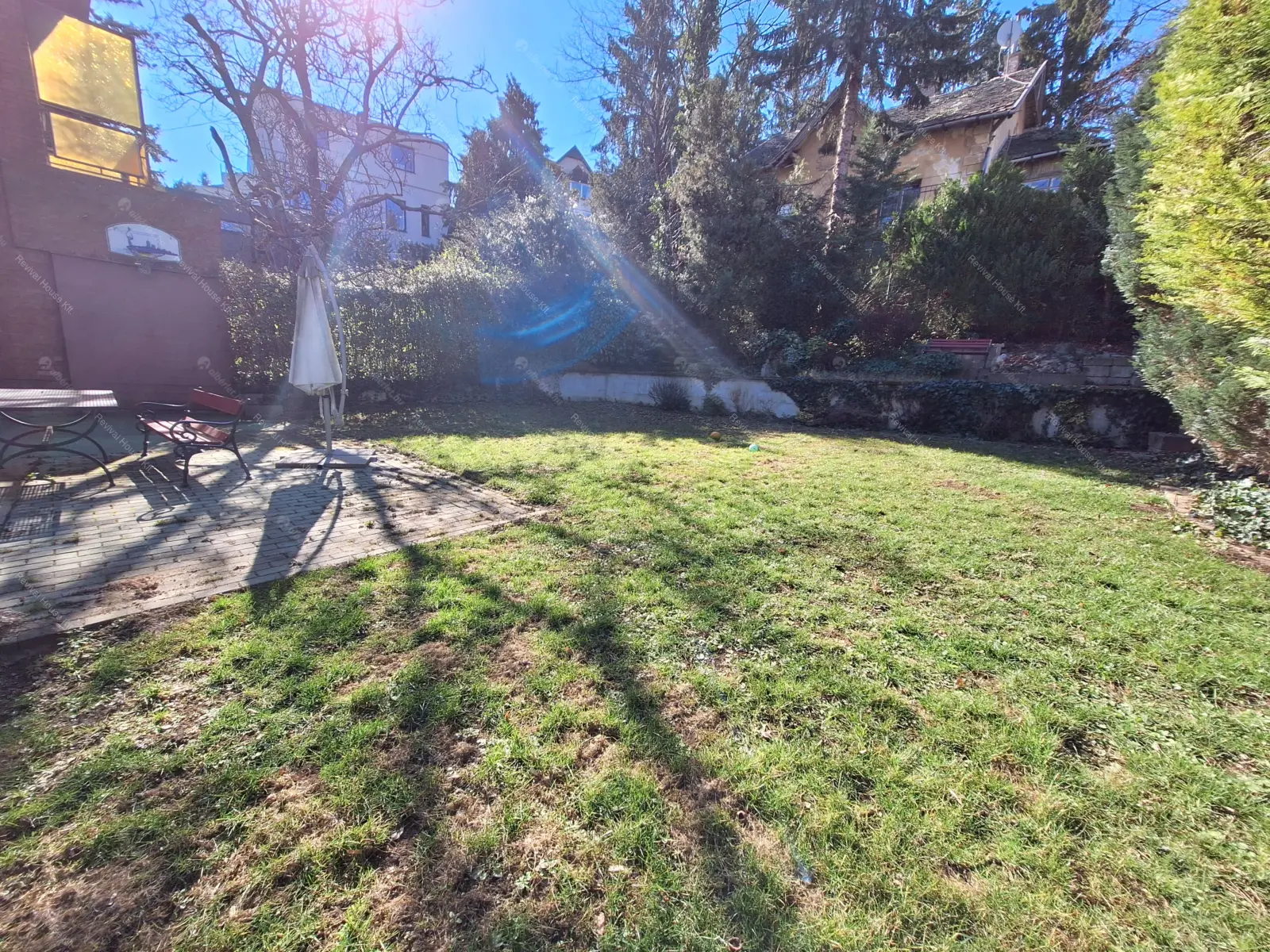 Kiadó albérlet 938000 Ft/hó áron: Budapest, XII. kerület  Városkúti út. Mérete: 240 nm, 5 szobás | Alberlet.hu - 6662816