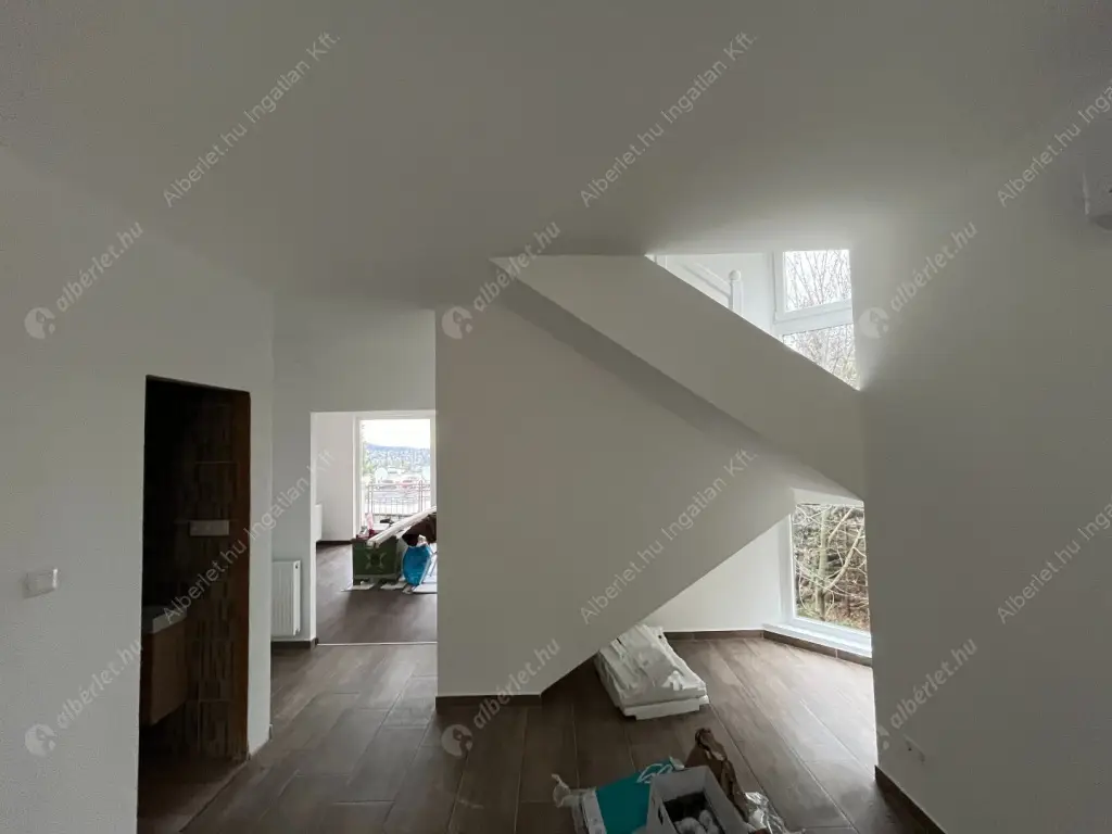 Kiadó albérlet 650000 Ft/hó áron: Budapest, XII. kerület  Városkúti út. Mérete: 99 nm, 4 szobás | Alberlet.hu - 6590051