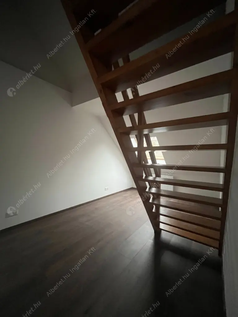 Kiadó albérlet 650000 Ft/hó áron: Budapest, XII. kerület  Városkúti út. Mérete: 99 nm, 4 szobás | Alberlet.hu - 6590059