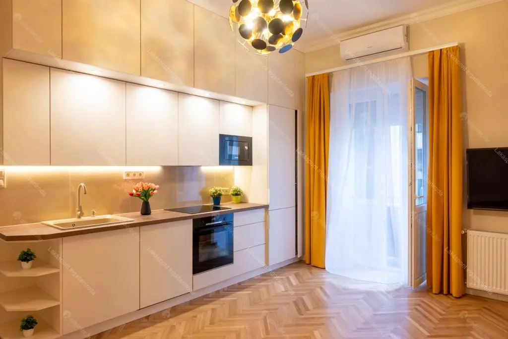 Kiadó albérlet 300000 Ft/hó áron: Budapest, XII. kerület  Városmajor utca. Mérete: 50 nm, 1 szobás | Alberlet.hu - 6650508