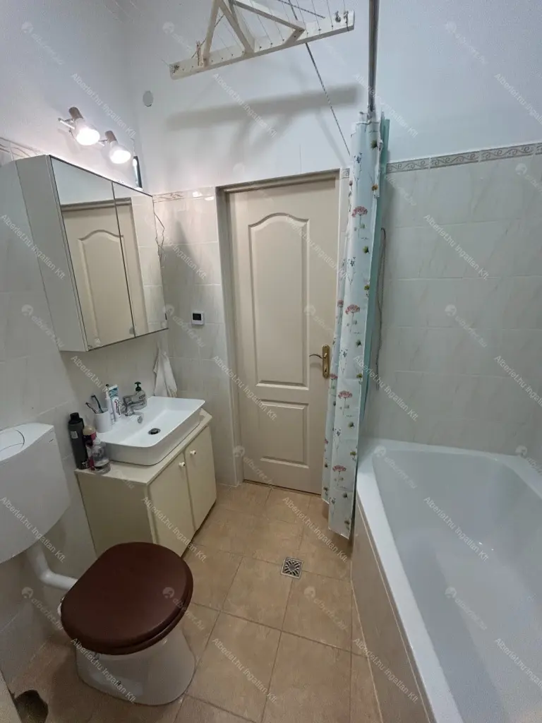 Kiadó albérlet 230000 Ft/hó áron: Budapest, XII. kerület  Városmajor utca. Mérete: 52 nm, 1 szobás | Alberlet.hu - 6667259