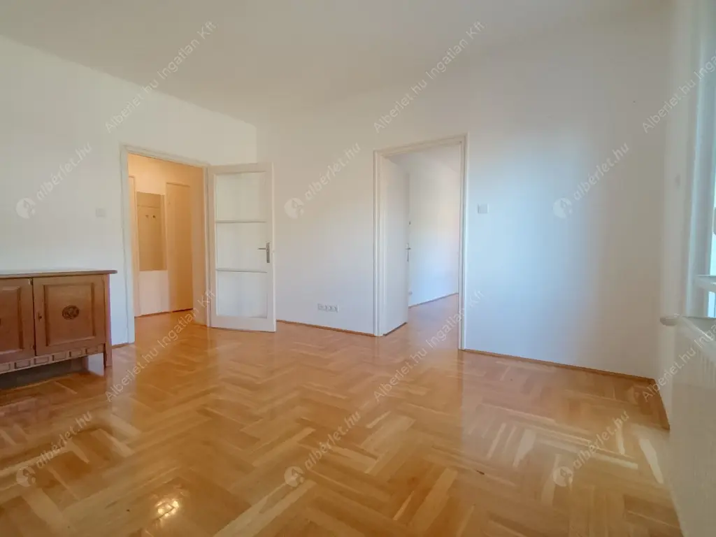 Kiadó albérlet 295000 Ft/hó áron: Budapest, XII. kerület  Zeke utca. Mérete: 53 nm, 2 szobás | Alberlet.hu - 6607311