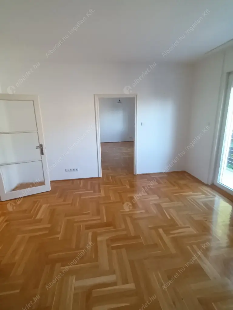 Kiadó albérlet 295000 Ft/hó áron: Budapest, XII. kerület  Zeke utca. Mérete: 53 nm, 2 szobás | Alberlet.hu - 6607316