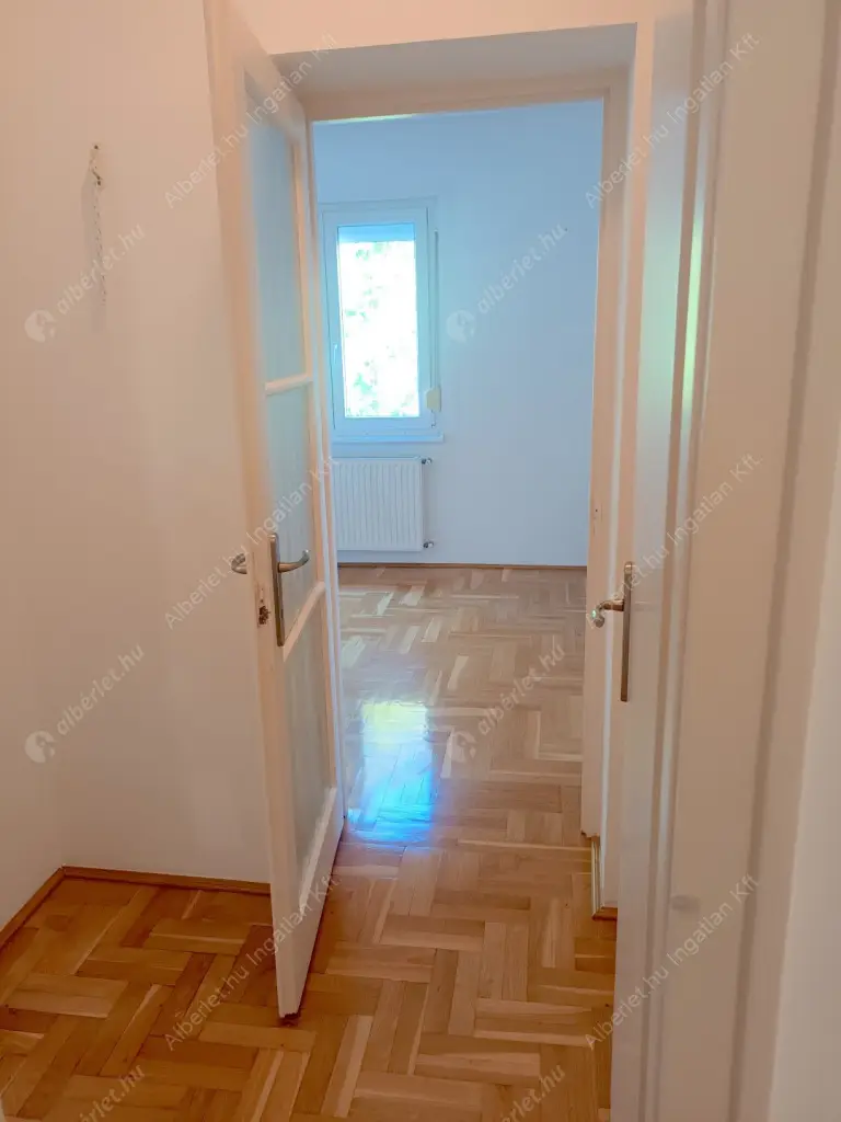 Kiadó albérlet 295000 Ft/hó áron: Budapest, XII. kerület  Zeke utca. Mérete: 53 nm, 2 szobás | Alberlet.hu - 6608038