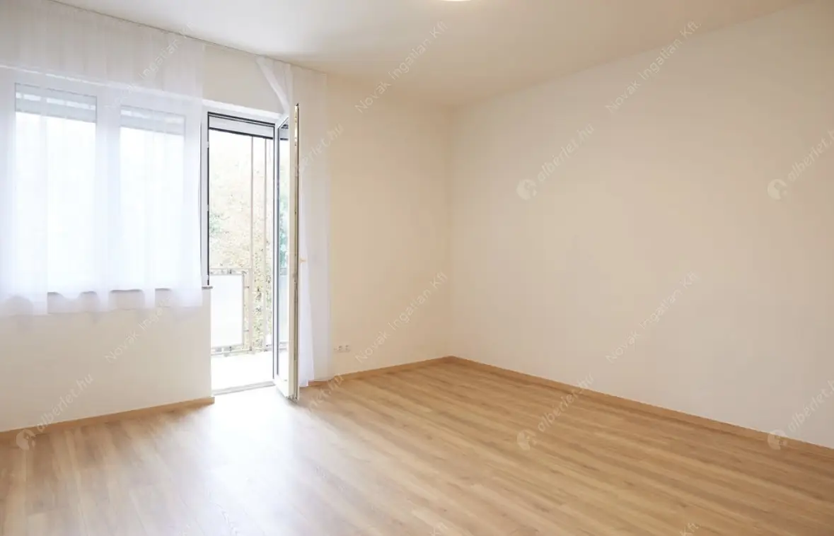 Kiadó albérlet 340000 Ft/hó áron: Budapest, XII. kerület  Zugliget út. Mérete: 65 nm, 3 szobás | Alberlet.hu - 6568659