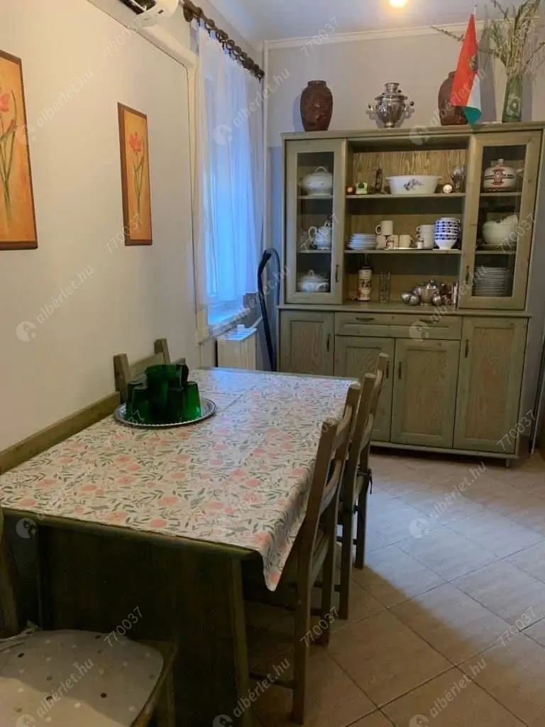 Kiadó albérlet 80000 Ft/hó áron: Budapest, XIII. kerület   . Mérete: 58 nm, 3 szobás | Alberlet.hu - 6565757