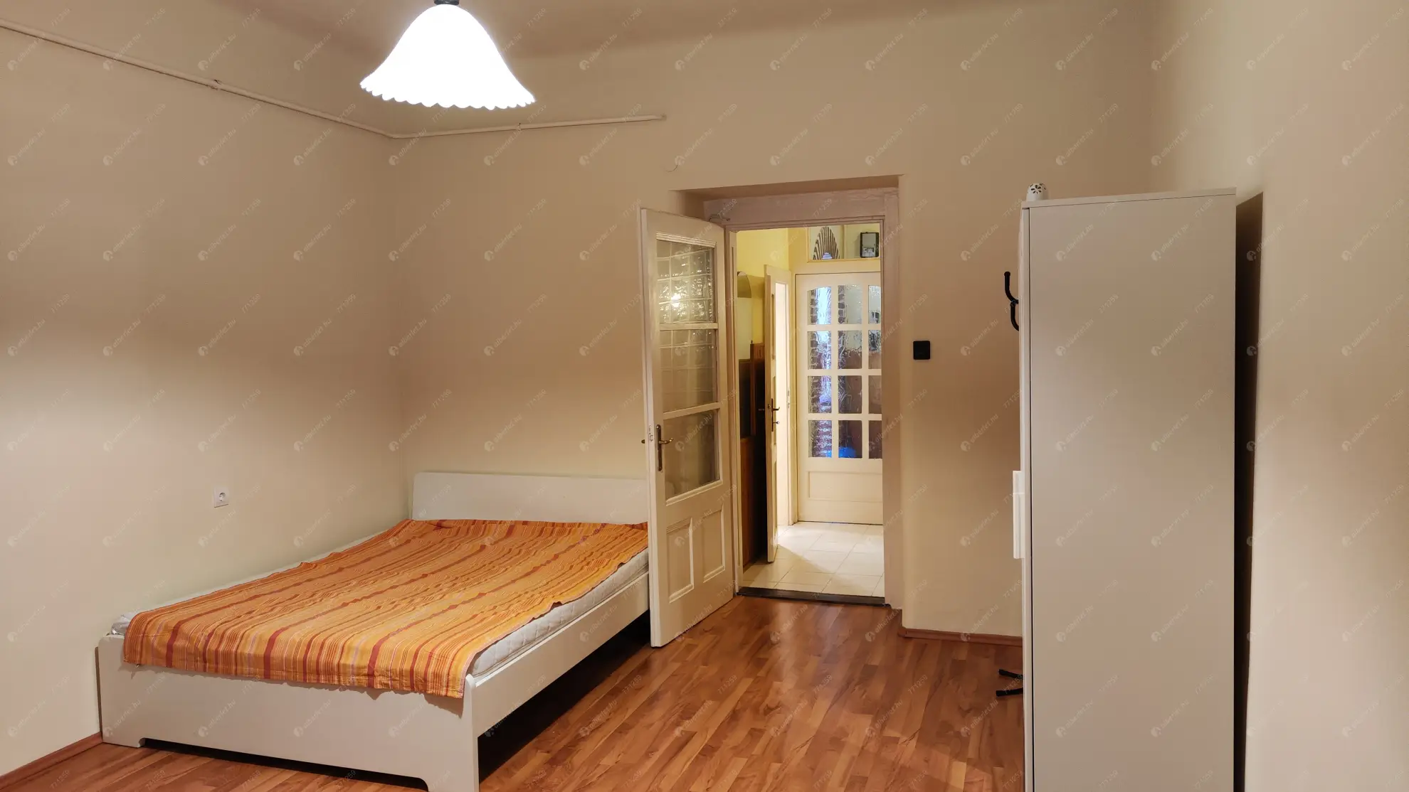 Kiadó albérlet 200000 Ft/hó áron: Budapest, XIII. kerület  Angyalföldi út. Mérete: 39 nm, 1 szobás | Alberlet.hu - 6587424