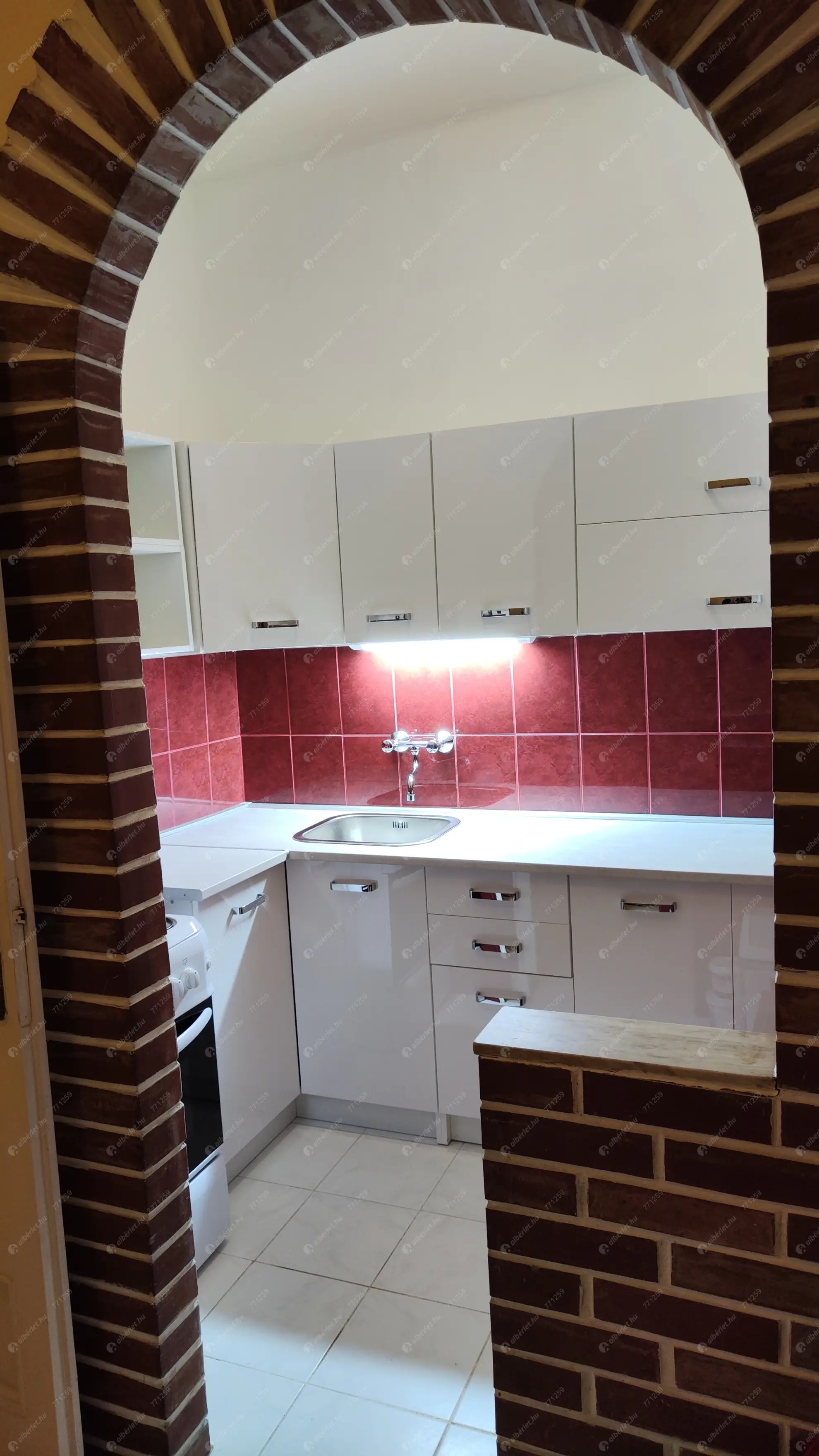 Kiadó albérlet 200000 Ft/hó áron: Budapest, XIII. kerület  Angyalföldi út. Mérete: 39 nm, 1 szobás | Alberlet.hu - 6587432