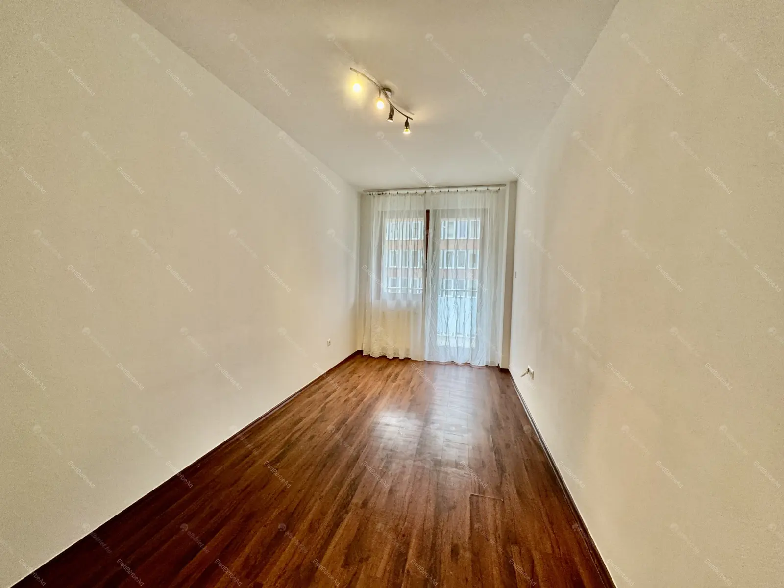 Kiadó albérlet 225000 Ft/hó áron: Budapest, XIII. kerület  Angyalföldi út. Mérete: 42 nm, 1 szobás | Alberlet.hu - 6704388