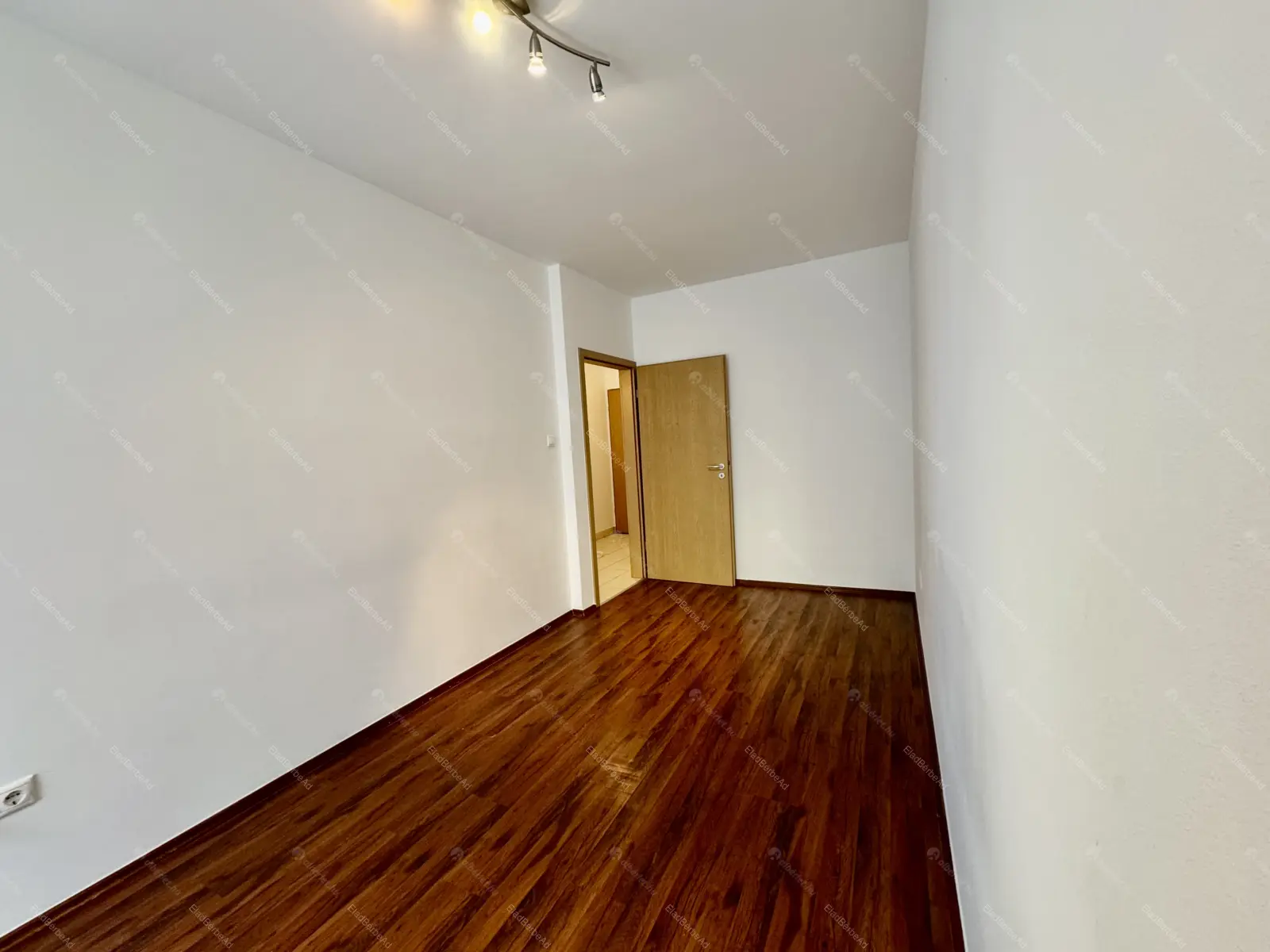 Kiadó albérlet 225000 Ft/hó áron: Budapest, XIII. kerület  Angyalföldi út. Mérete: 42 nm, 1 szobás | Alberlet.hu - 6704389