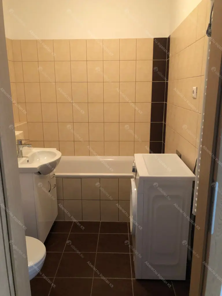 Kiadó albérlet 250000 Ft/hó áron: Budapest, XIII. kerület  Angyalföldi út. Mérete: 47 nm, 2 szobás | Alberlet.hu - 6704128