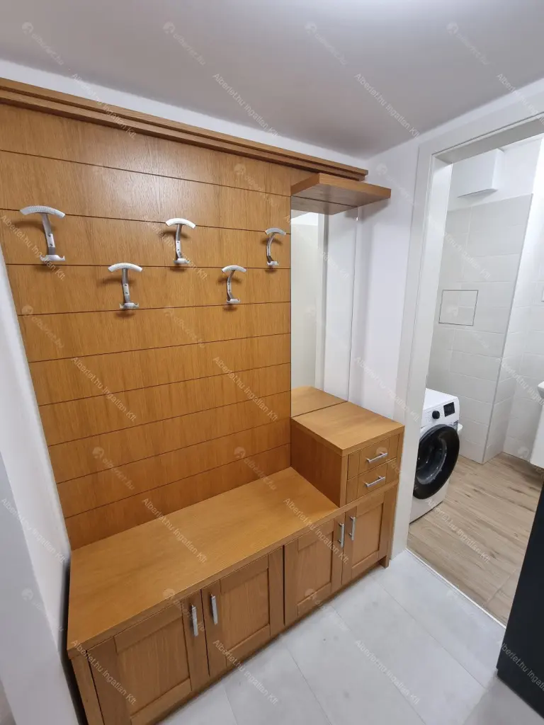 Kiadó albérlet 300000 Ft/hó áron: Budapest, XIII. kerület  Angyalföldi út. Mérete: 52 nm, 2 szobás | Alberlet.hu - 6683596