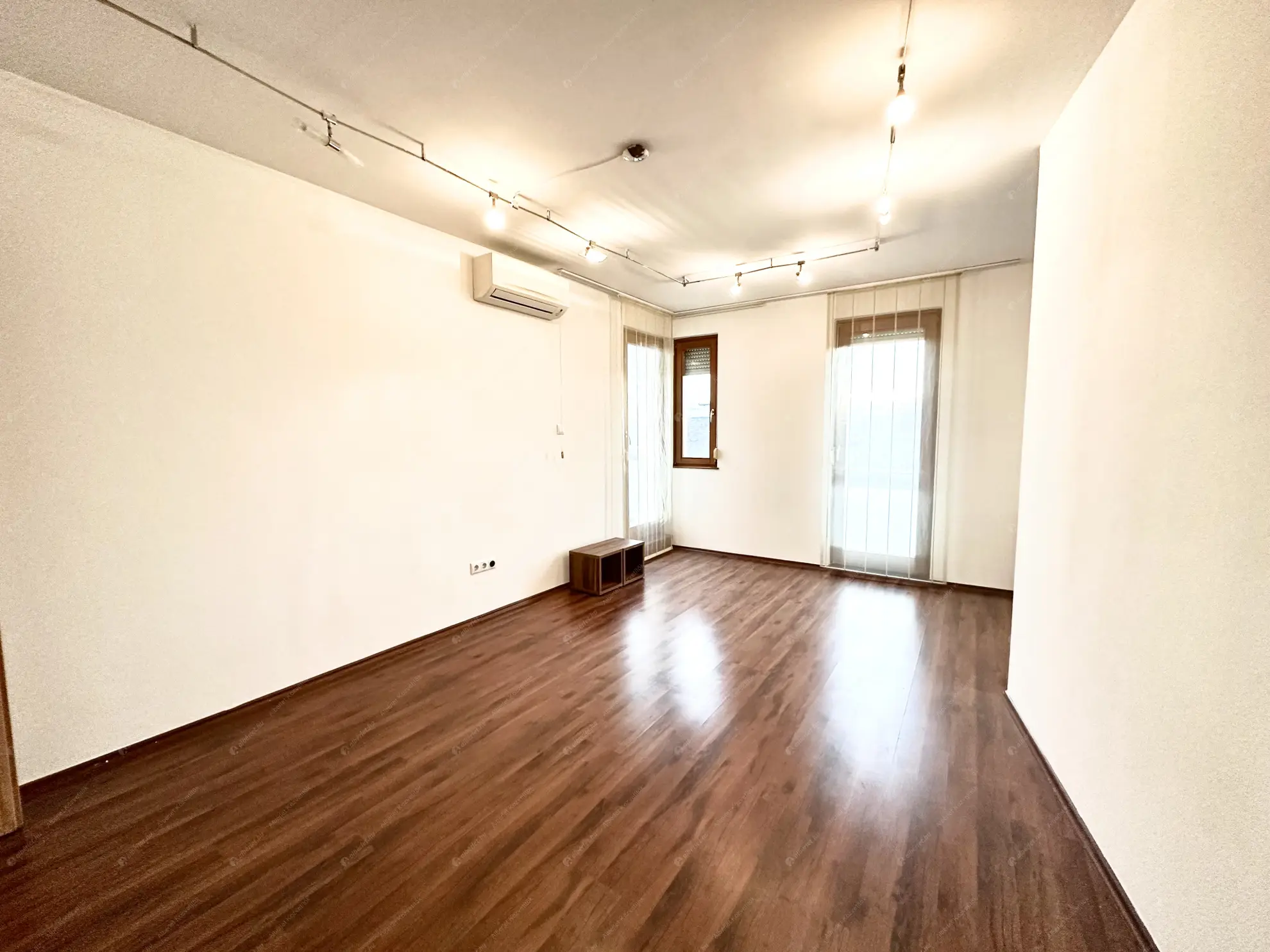 Kiadó albérlet 280000 Ft/hó áron: Budapest, XIII. kerület  Angyalföldi út. Mérete: 53 nm, 2 szobás | Alberlet.hu - 6582962