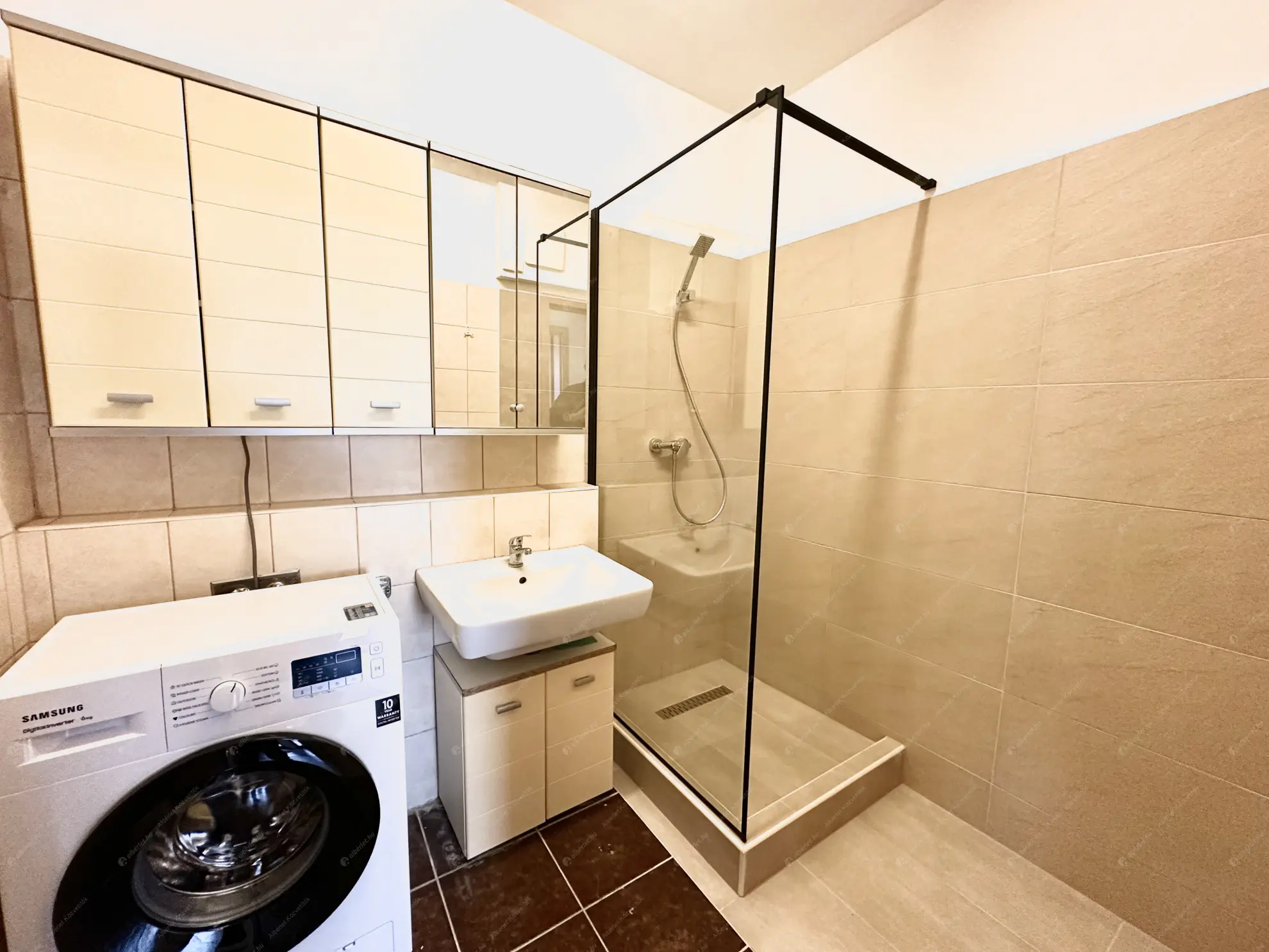 Kiadó albérlet 280000 Ft/hó áron: Budapest, XIII. kerület  Angyalföldi út. Mérete: 53 nm, 2 szobás | Alberlet.hu - 6582973