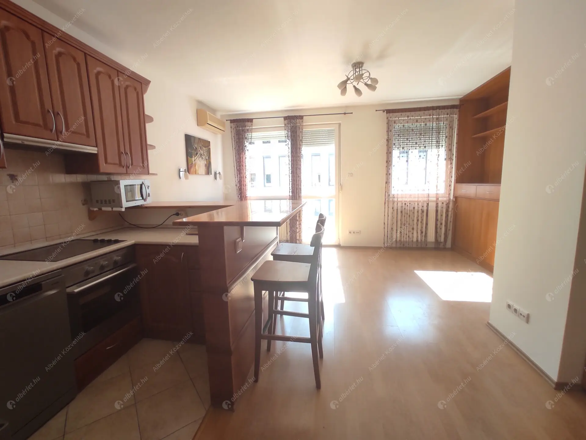 Kiadó albérlet 230000 Ft/hó áron: Budapest, XIII. kerület  Angyalföldi út. Mérete: 75 nm, 2 szobás | Alberlet.hu - 6599447