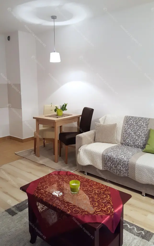 Kiadó albérlet 285000 Ft/hó áron: Budapest, XIII. kerület  Babér utca. Mérete: 44 nm, 2 szobás | Alberlet.hu - 6679421