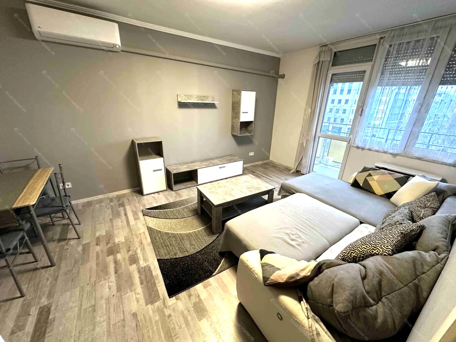 Kiadó albérlet 250000 Ft/hó áron: Budapest, XIII. kerület  Babér utca. Mérete: 48 nm, 1 szobás | Alberlet.hu - 6657781