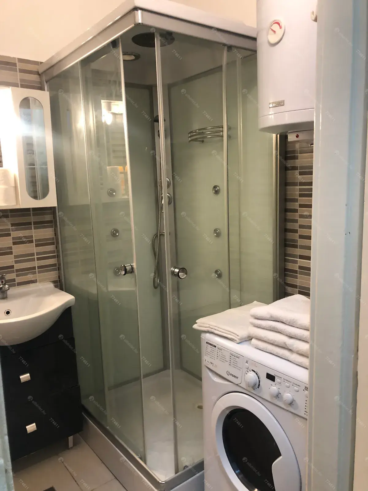 Kiadó albérlet 170000 Ft/hó áron: Budapest, XIII. kerület  Balzac . Mérete: 28 nm, 1 szobás | Alberlet.hu - 6652480