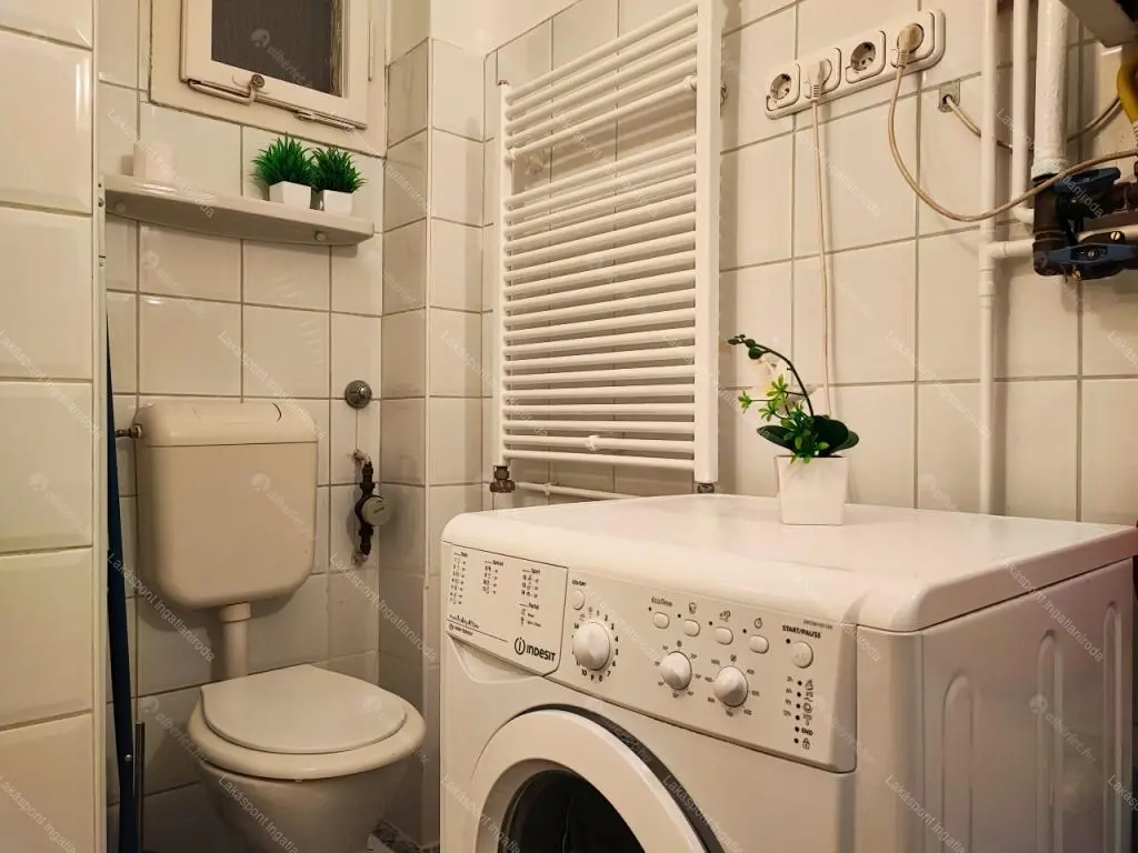 Kiadó albérlet 190000 Ft/hó áron: Budapest, XIII. kerület  Balzac utca. Mérete: 28 nm, 1 szobás | Alberlet.hu - 6697415