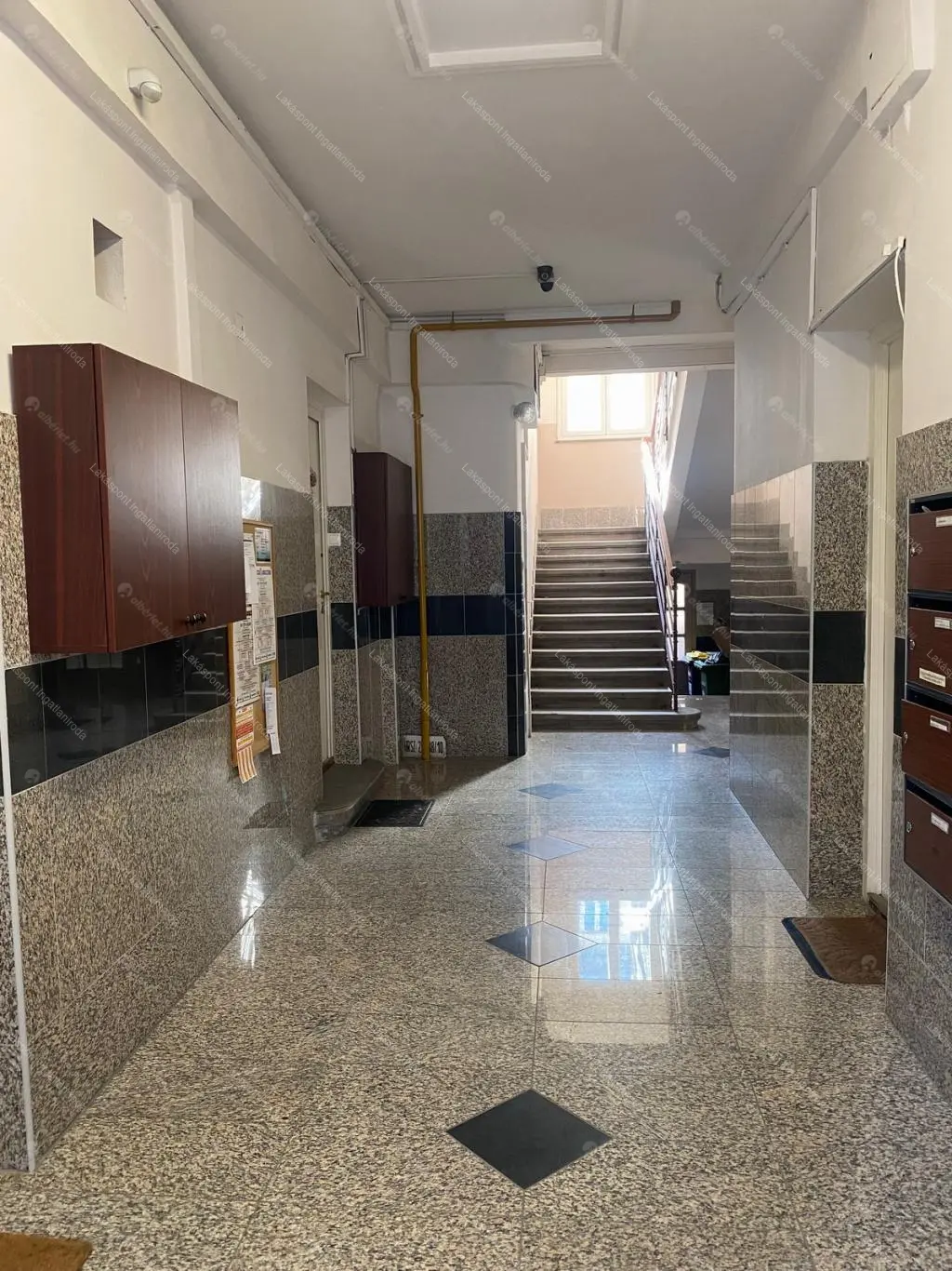 Kiadó albérlet 210000 Ft/hó áron: Budapest, XIII. kerület  Balzac utca. Mérete: 30 nm, 1 szobás | Alberlet.hu - 6704150