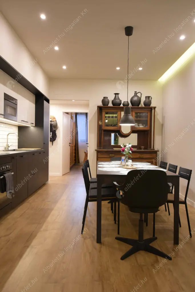 Kiadó albérlet 390000 Ft/hó áron: Budapest, XIII. kerület  Balzac utca. Mérete: 67 nm, 3 szobás | Alberlet.hu - 6563702