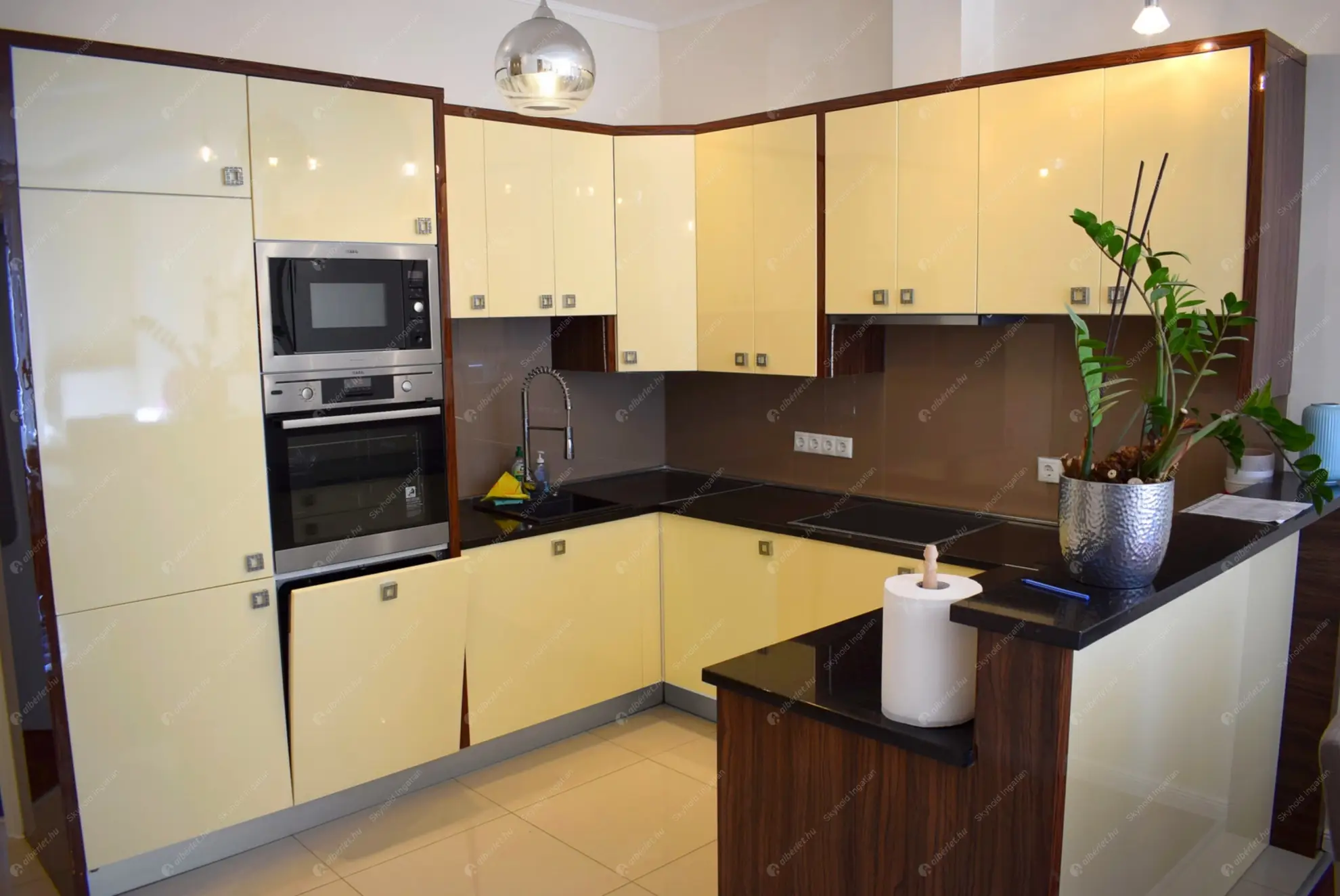 Kiadó albérlet 550000 Ft/hó áron: Budapest, XIII. kerület  Balzac utca. Mérete: 76 nm, 3 szobás | Alberlet.hu - 6564020