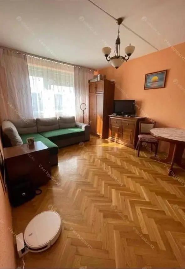 Kiadó albérlet 235000 Ft/hó áron: Budapest, XIII. kerület  Béke tér. Mérete: 38 nm, 1 szobás | Alberlet.hu - 6687750