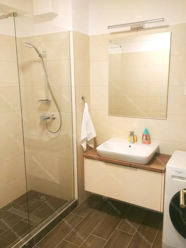 Kiadó albérlet 330000 Ft/hó áron: Budapest, XIII. kerület  Béke tér. Mérete: 50 nm, 2 szobás | Alberlet.hu - 6675730