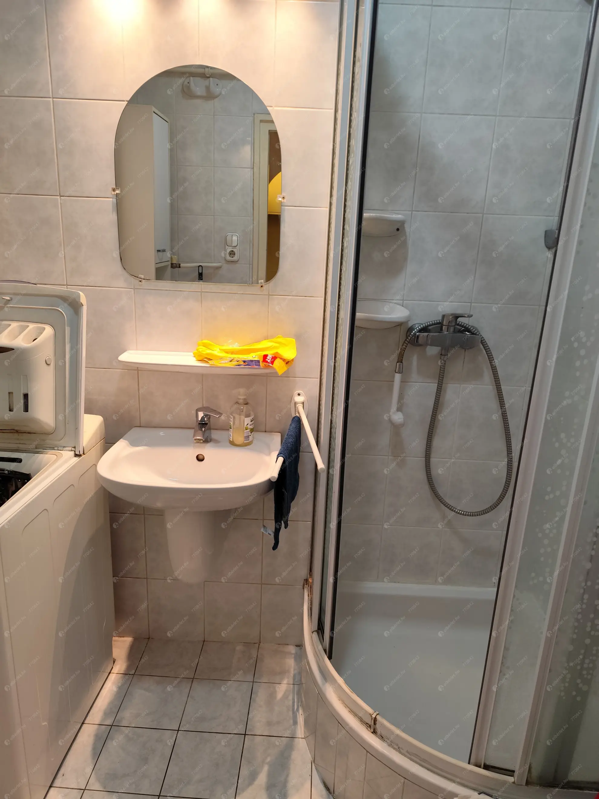 Kiadó albérlet 180000 Ft/hó áron: Budapest, XIII. kerület   Béke u . Mérete: 37 nm, 2 szobás | Alberlet.hu - 6575922