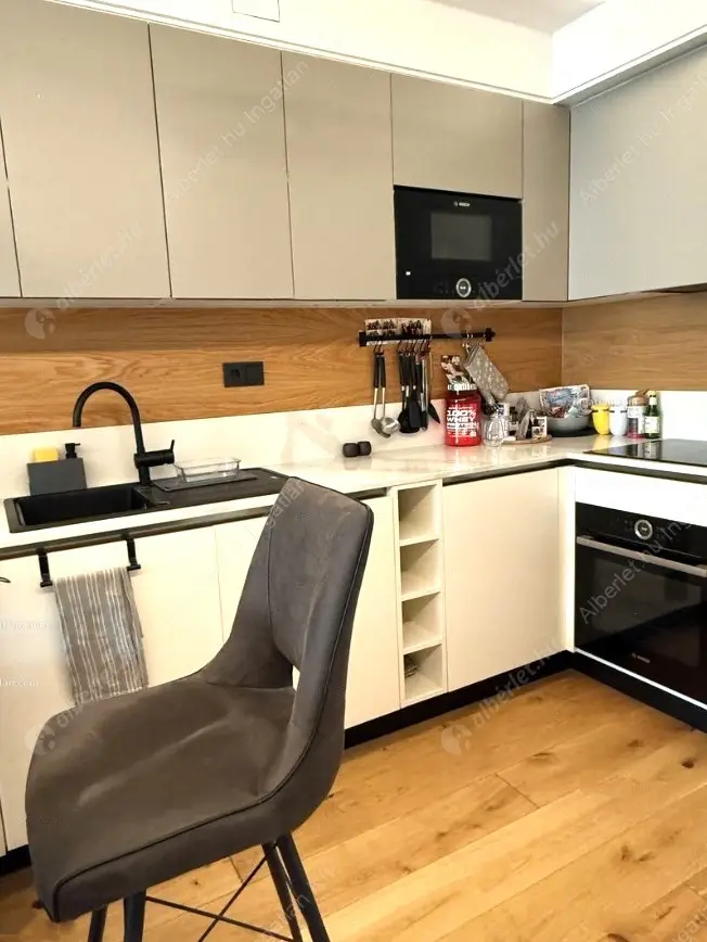 Kiadó albérlet 440000 Ft/hó áron: Budapest, XIII. kerület  Bessenyei utca. Mérete: 49 nm, 1 szobás | Alberlet.hu - 6631311