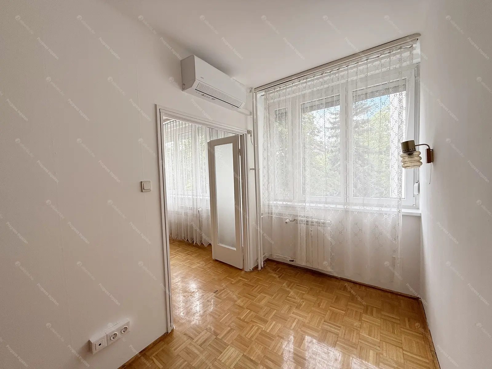 Kiadó albérlet 265000 Ft/hó áron: Budapest, XIII. kerület  Bessenyei utca. Mérete: 61 nm, 2 szobás | Alberlet.hu - 6667789