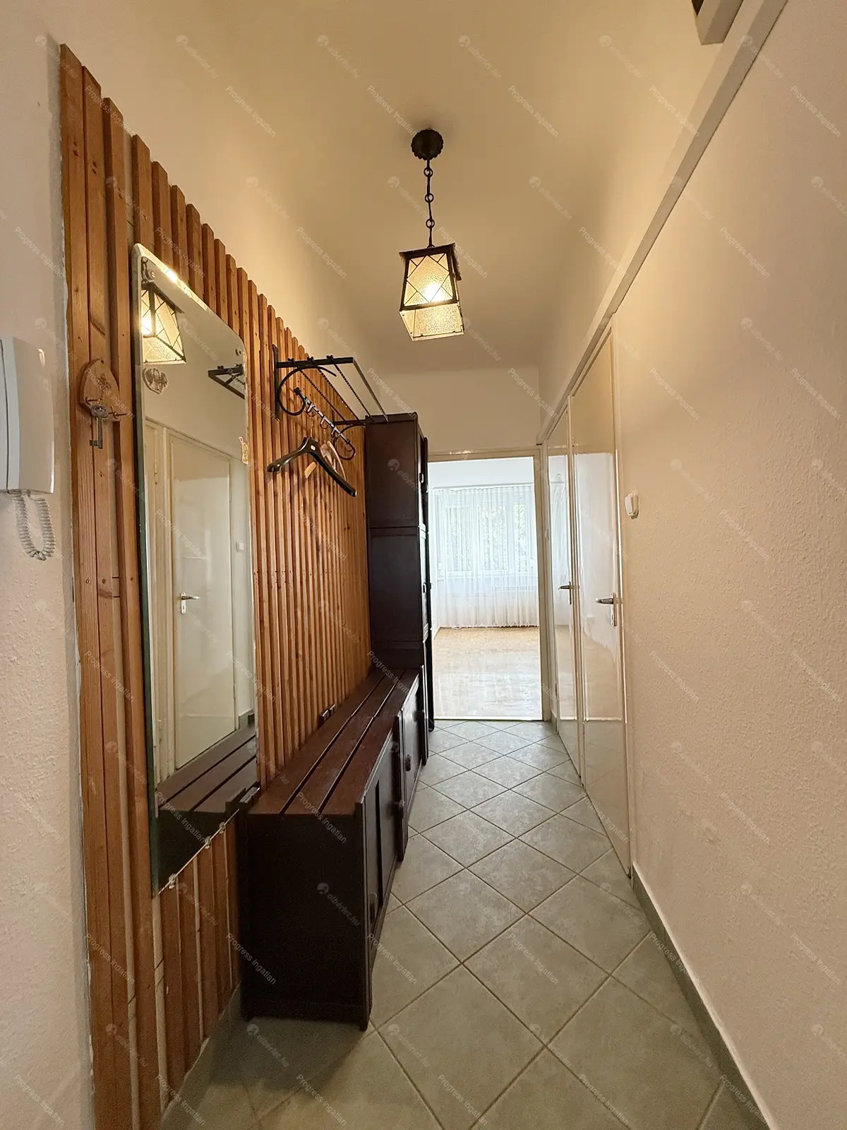 Kiadó albérlet 265000 Ft/hó áron: Budapest, XIII. kerület  Bessenyei utca. Mérete: 61 nm, 2 szobás | Alberlet.hu - 6667796