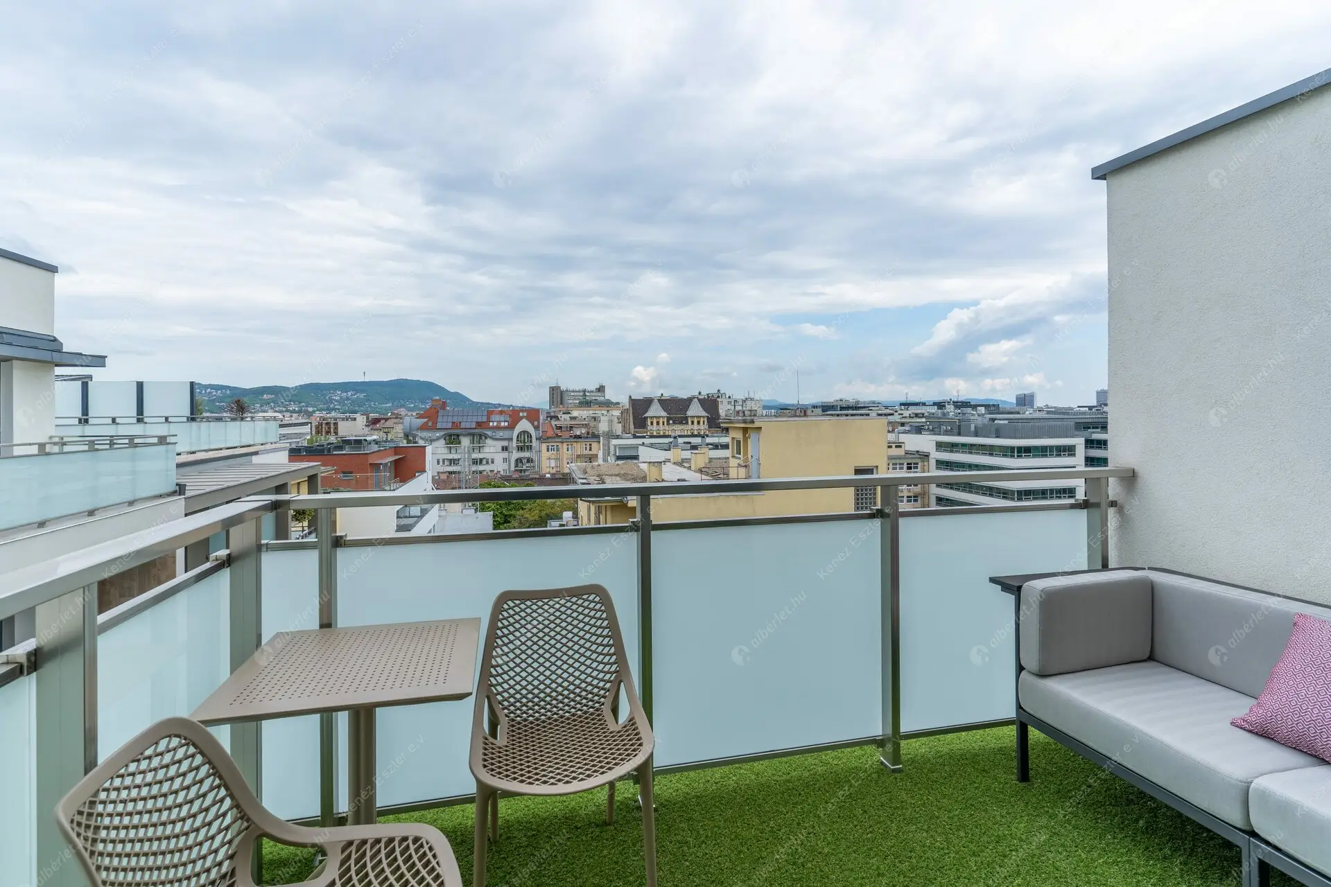 Kiadó albérlet 390000 Ft/hó áron: Budapest, XIII. kerület  Bulcsú utca. Mérete: 45 nm, 2 szobás | Alberlet.hu - 6361732