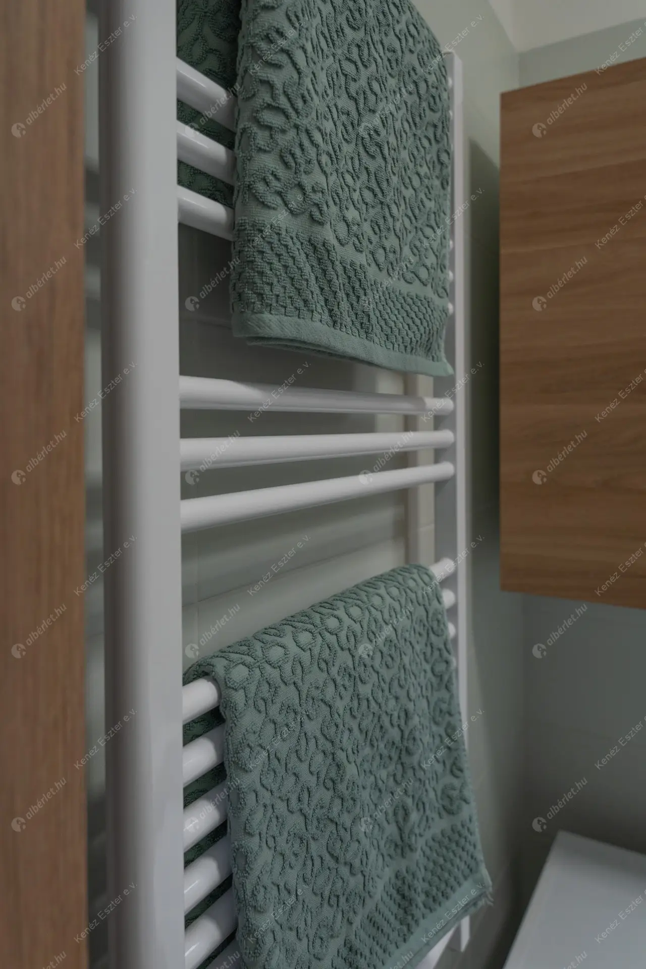 Kiadó albérlet 390000 Ft/hó áron: Budapest, XIII. kerület  Bulcsú utca. Mérete: 45 nm, 2 szobás | Alberlet.hu - 6361745