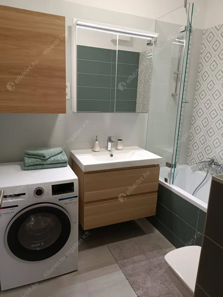 Kiadó albérlet 390000 Ft/hó áron: Budapest, XIII. kerület  Bulcsú utca. Mérete: 45 nm, 2 szobás | Alberlet.hu - 6603503