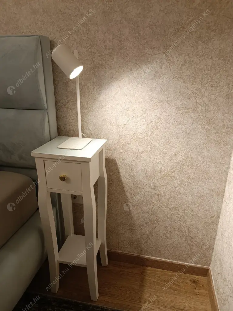 Kiadó albérlet 390000 Ft/hó áron: Budapest, XIII. kerület  Bulcsú utca. Mérete: 45 nm, 2 szobás | Alberlet.hu - 6603510