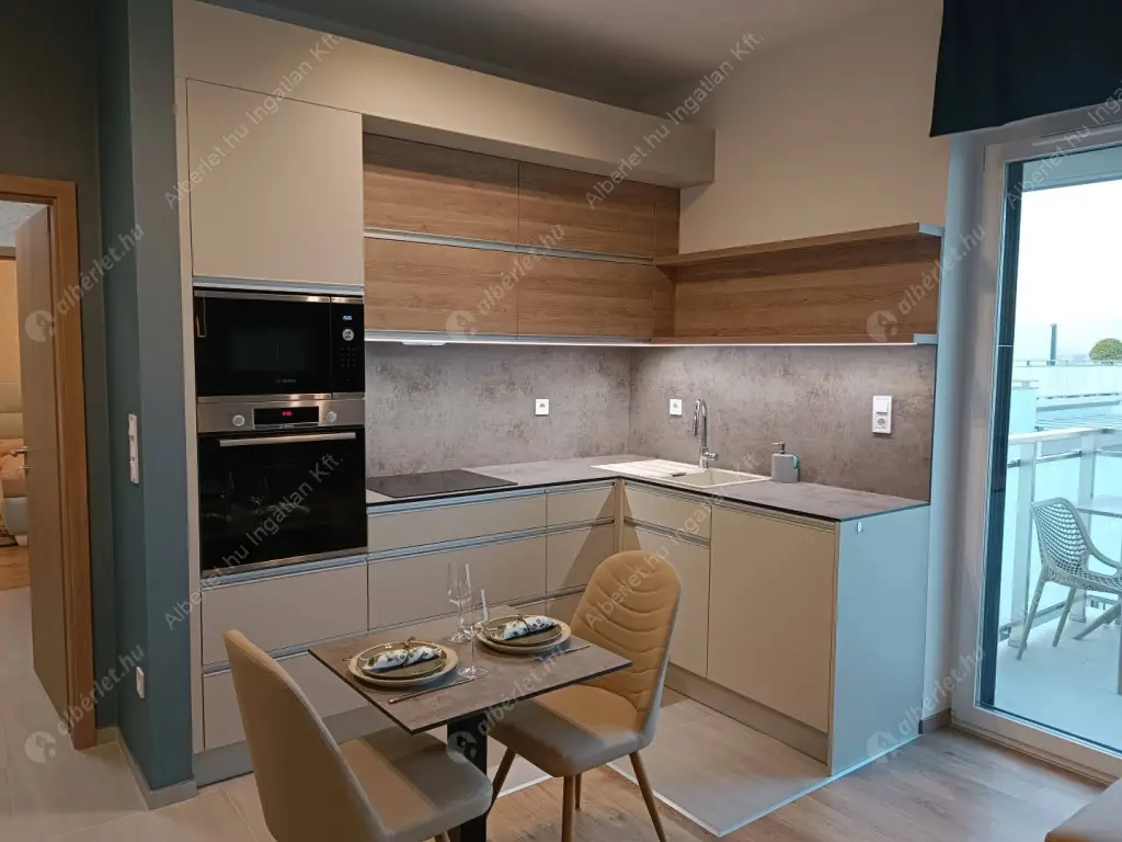 Kiadó albérlet 390000 Ft/hó áron: Budapest, XIII. kerület  Bulcsú utca. Mérete: 45 nm, 2 szobás | Alberlet.hu - 6603517